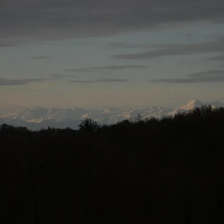 Domaine Sainte Barthe, Entre Marciac Et Nogaro 住宿加早餐酒店 4*