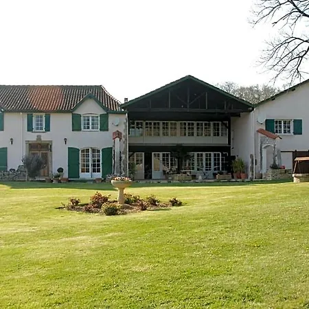 Domaine Sainte Barthe, Entre Marciac Et Nogaro Bed and Breakfast Aignan