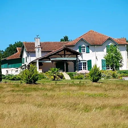 Domaine Sainte Barthe, Entre Marciac Et Nogaro 4* Aignan